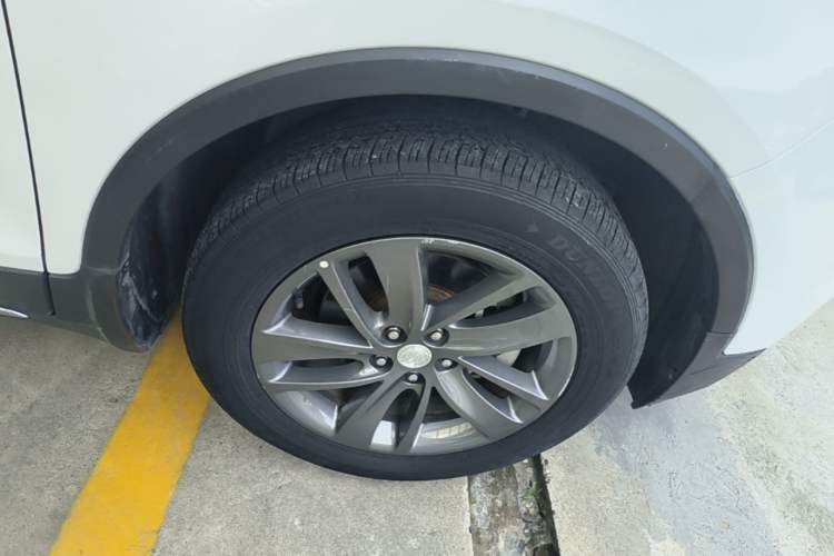 Used Buick Encore 2018 18T Automatic Two-Wheel Drive Urban Leading Model Right Rear Wheel Hub