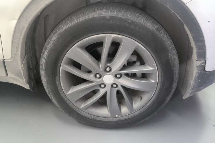 Used Buick Encore 2018 18T Automatic Two-Wheel Drive Urban Leading Model Right Rear Wheel Hub