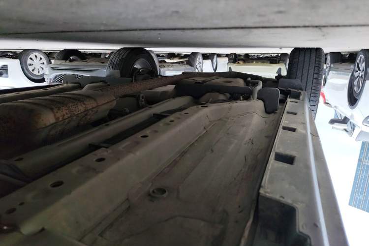 Used Buick Encore 2018 18T Automatic Two-Wheel Drive Urban Leading Model Right Side Sill