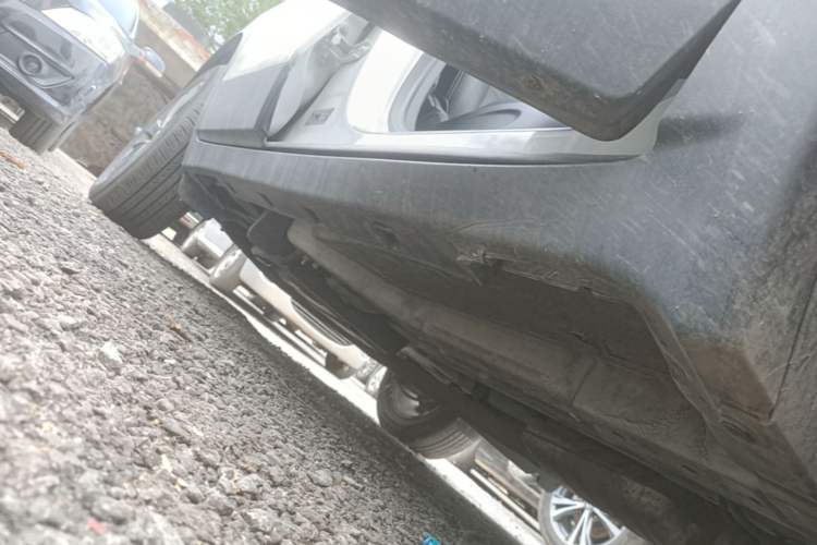 Used Buick Encore 2018 18T Automatic Two-Wheel Drive Urban Leading Model Right Side Sill