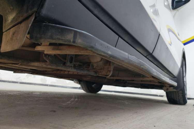 Used Buick Encore 2018 18T Automatic Two-Wheel Drive Urban Leading Model Right Side Sill