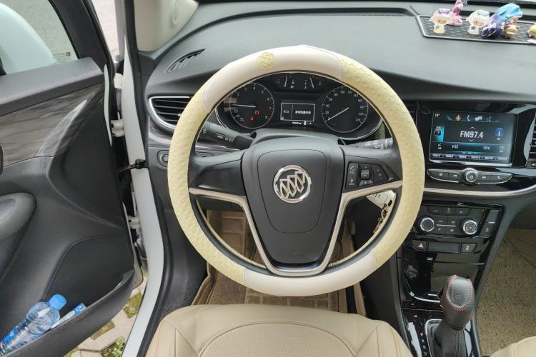 Used Buick Encore 2018 18T Automatic Two-Wheel Drive Urban Leading Model Steering Wheel