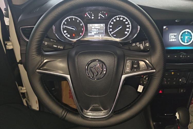 Used Buick Encore 2018 18T Automatic Two-Wheel Drive Urban Leading Model Steering Wheel