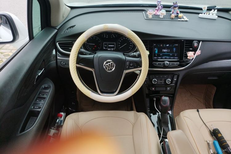 Used Buick Encore 2018 18T Automatic Two-Wheel Drive Urban Leading Model Steering Wheel