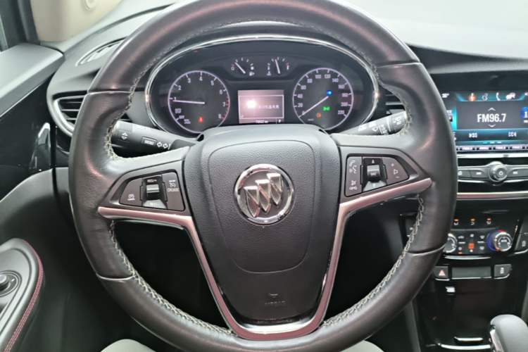 Used Buick Encore 2018 18T Automatic Two-Wheel Drive Urban Elite Model Steering Wheel