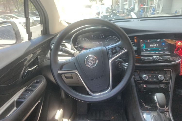 Used Buick Encore 2018 18T Automatic Two-Wheel Drive Urban Leading Model Steering Wheel