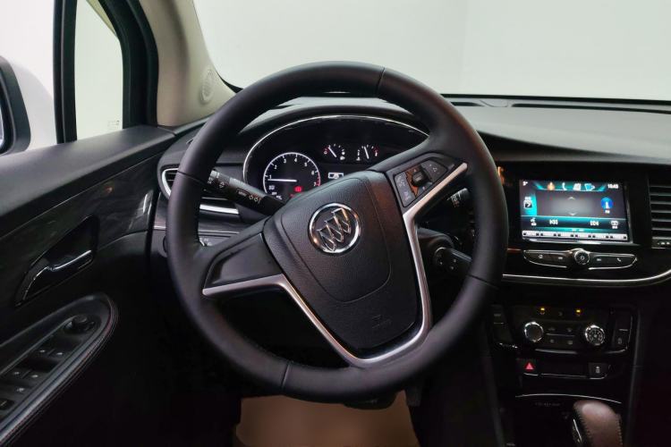 Used Buick Encore 2018 18T Automatic Two-Wheel Drive Urban Leading Model Steering Wheel
