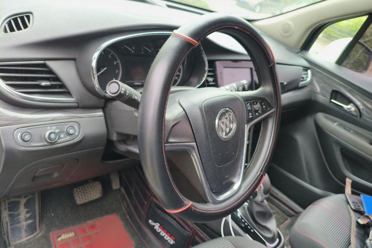 Used Buick Encore 2018 18T Automatic Two-Wheel Drive Urban Leading Model Steering Wheel