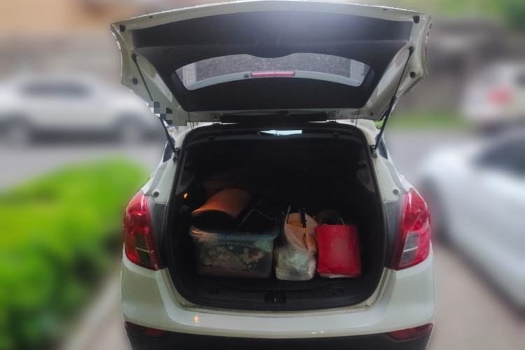 Used Buick Encore 2018 18T Automatic Two-Wheel Drive Urban Leading Model Trunk