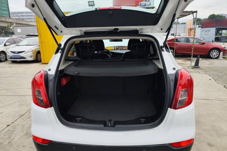 Used Buick Encore 2018 18T Automatic Two-Wheel Drive Urban Leading Model Trunk