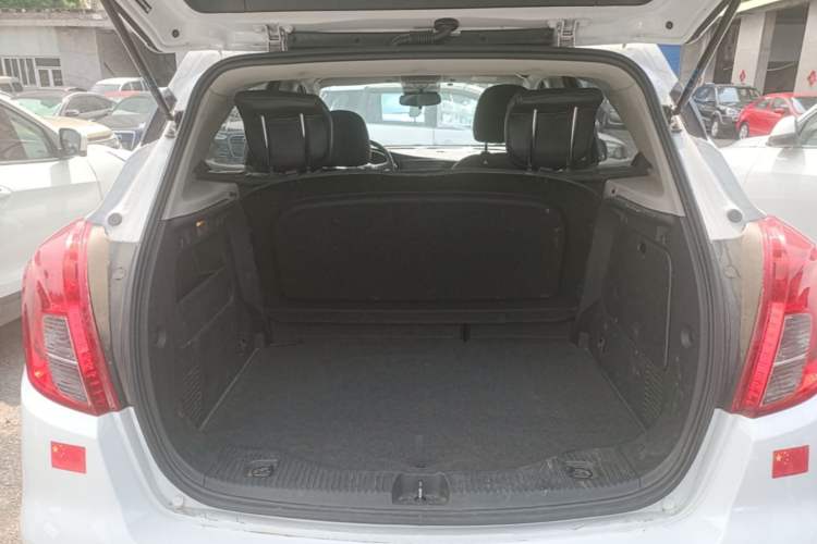 Used Buick Encore 2018 18T Automatic Two-Wheel Drive Urban Leading Model Trunk
