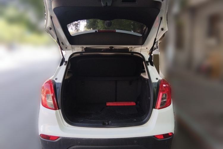 Used Buick Encore 2018 18T Automatic Two-Wheel Drive Urban Fashion Model Trunk