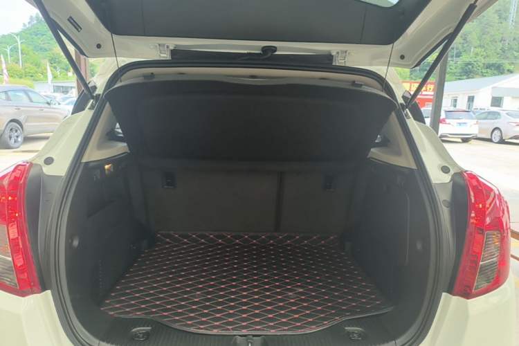 Used Buick Encore 2018 18T Automatic Two-Wheel Drive Urban Leading Model Trunk