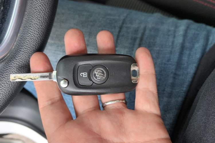 Used Buick Encore 2018 18T Automatic Two-Wheel Drive Urban Leading Model Vehicle Key