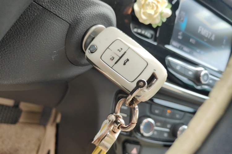 Used Buick Encore 2018 18T Automatic Two-Wheel Drive Urban Leading Model Vehicle Key