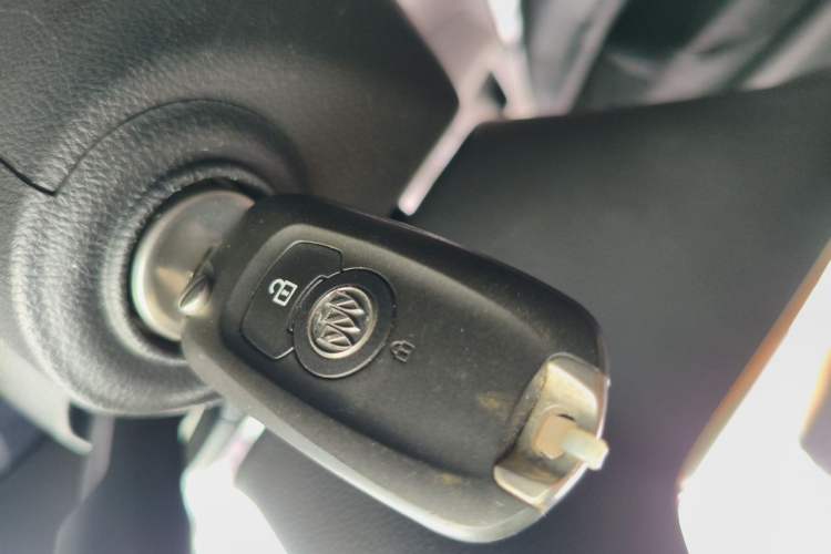 Used Buick Encore 2018 18T Automatic Two-Wheel Drive Urban Leading Model Vehicle Key