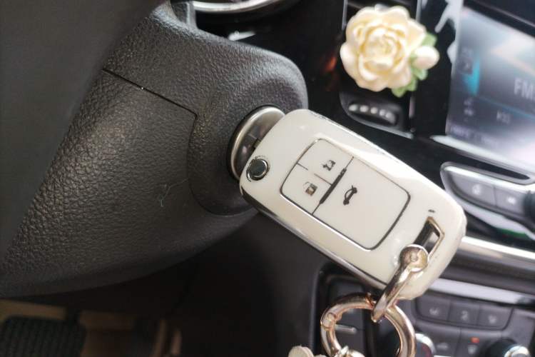 Used Buick Encore 2018 18T Automatic Two-Wheel Drive Urban Leading Model Vehicle Key