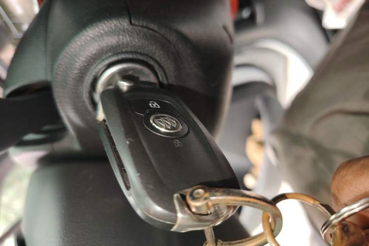 Used Buick Encore 2018 18T Automatic Two-Wheel Drive Urban Leading Model Vehicle Key