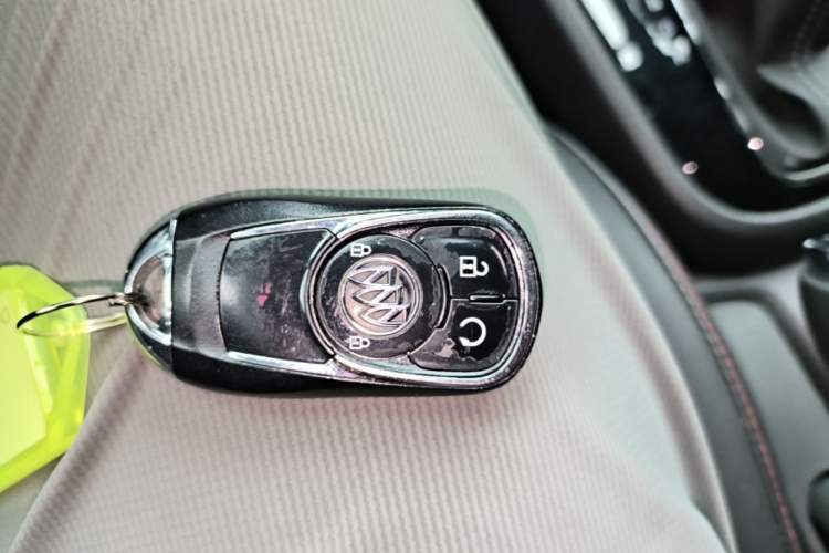 Used Buick Encore 2018 18T Automatic Two-Wheel Drive Urban Elite Model Vehicle Key