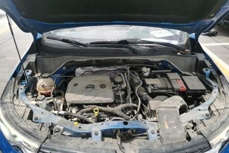 Used Buick Encore 2020 20T CVT Elite Edition Engine Bay