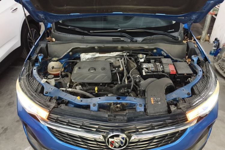 Used Buick Encore 2020 20T CVT Elite Edition Engine Bay