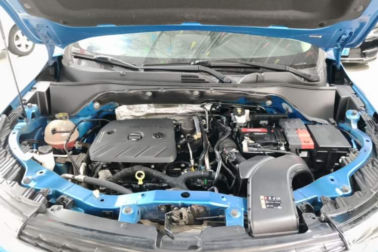 Used Buick Encore 2020 20T CVT Elite Edition Engine Bay