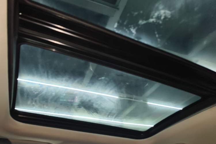 Used Buick Encore 2020 20T CVT Elite Edition Headliner