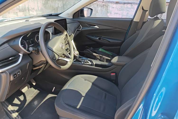 Used Buick Encore 2020 20T CVT Elite Edition Left Front Seat