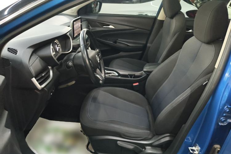 Used Buick Encore 2020 20T CVT Elite Edition Left Front Seat