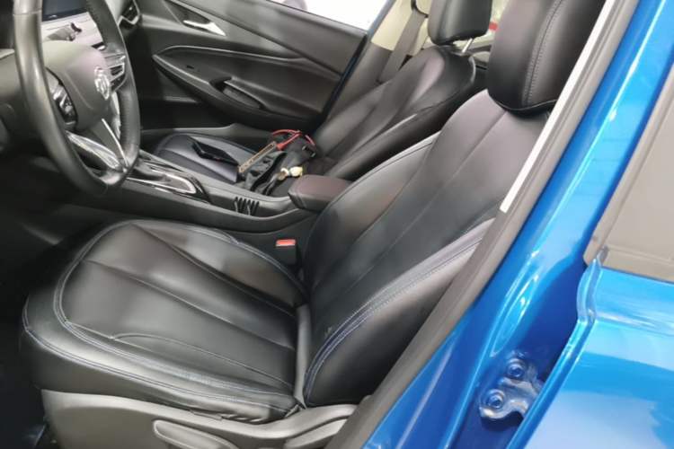 Used Buick Encore 2020 20T CVT Elite Edition Left Front Seat