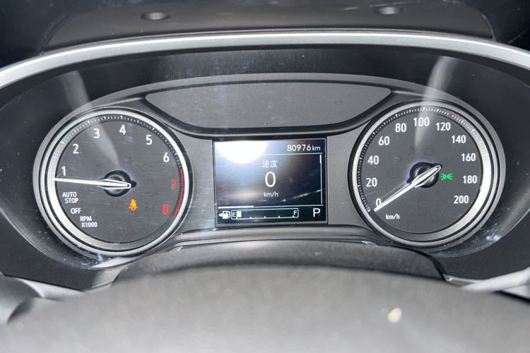 Used Buick Encore 2020 20T CVT Elite Edition Odometer Close Up