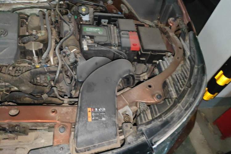 Used Buick Encore 2020 20T CVT Elite Edition Engine Bay Left