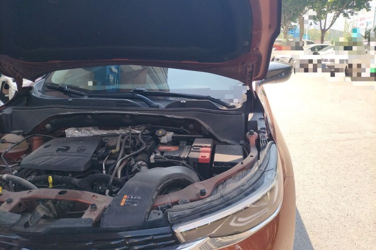 Used Buick Encore 2020 20T CVT Luxury Edition Engine Bay Left