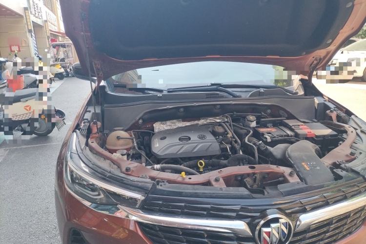 Used Buick Encore 2020 20T CVT Luxury Edition Engine Bay Right