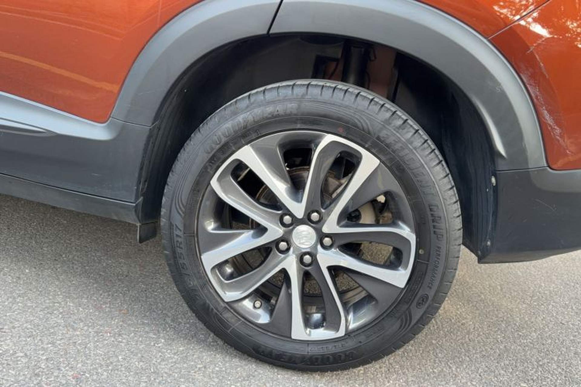 Used Buick Encore 2020 20T CVT Elite Edition Exterior 2