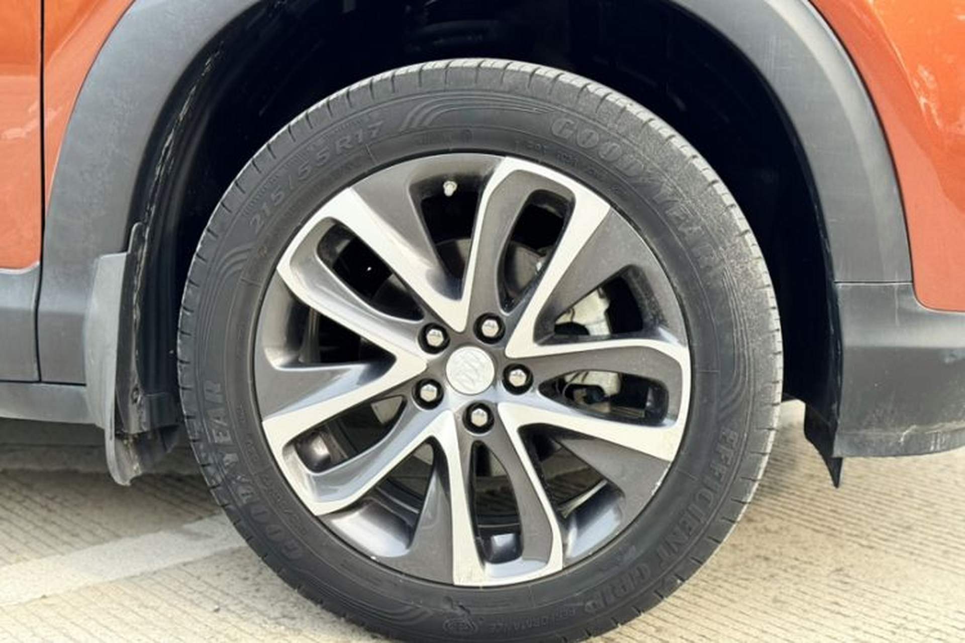 Used Buick Encore 2020 20T CVT Elite Edition Exterior 4