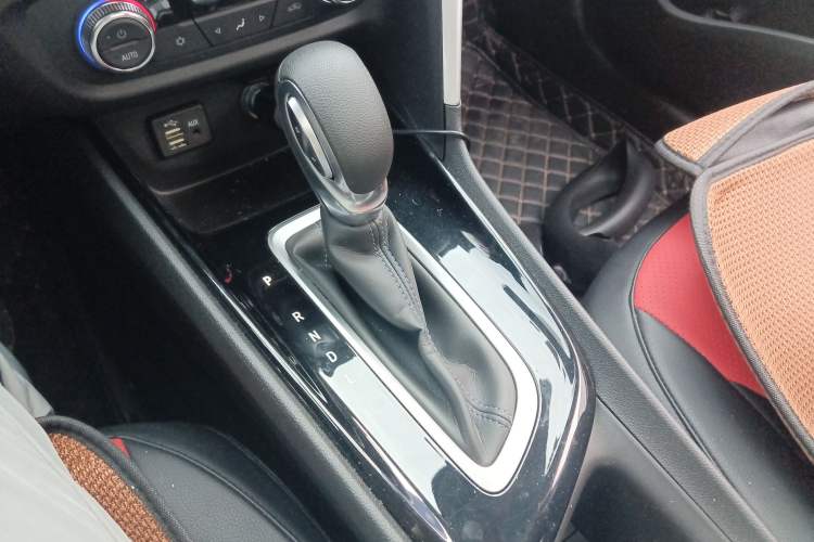 Used Buick Encore 2020 20T CVT Elite Edition Gear Lever