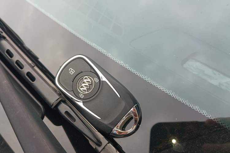 Used Buick Encore 2020 20T CVT Elite Edition Interior 1