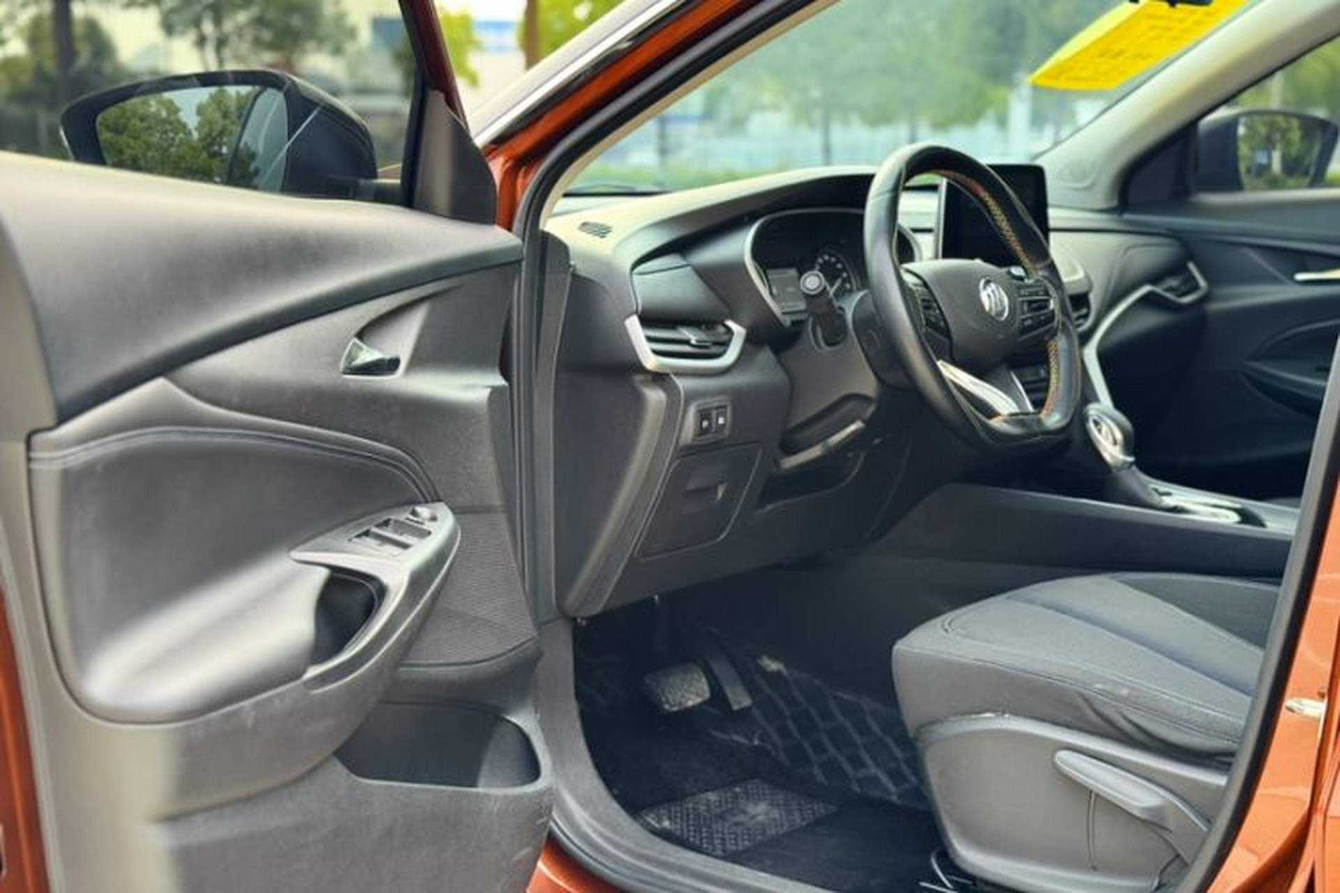 Used Buick Encore 2020 20T CVT Elite Edition Interior 1