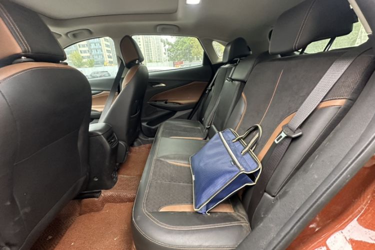 Used Buick Encore 2020 20T CVT Luxury Edition Interior 3