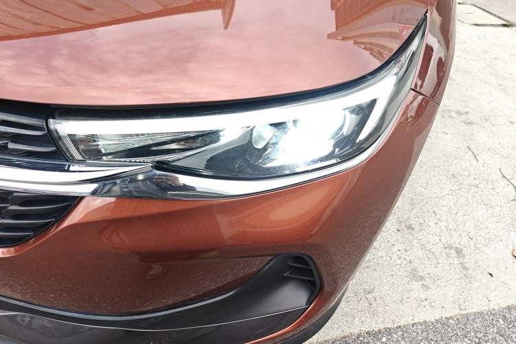 Used Buick Encore 2020 20T CVT Elite Edition Left Front Headlight