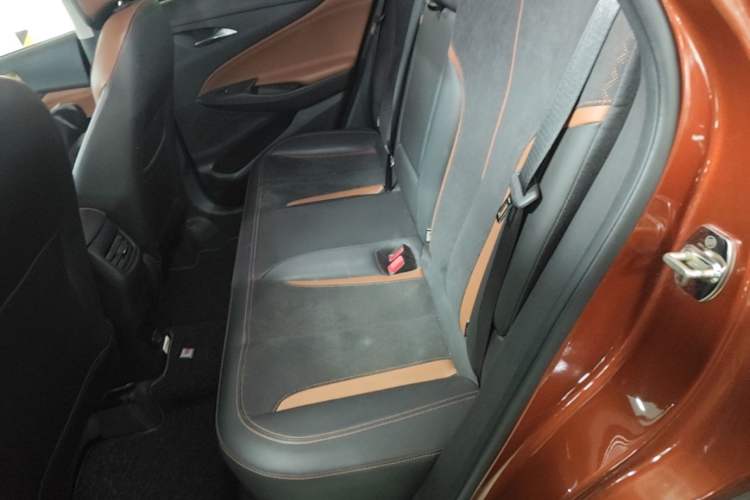 Used Buick Encore 2020 20T CVT Luxury Edition Left Rear Seat