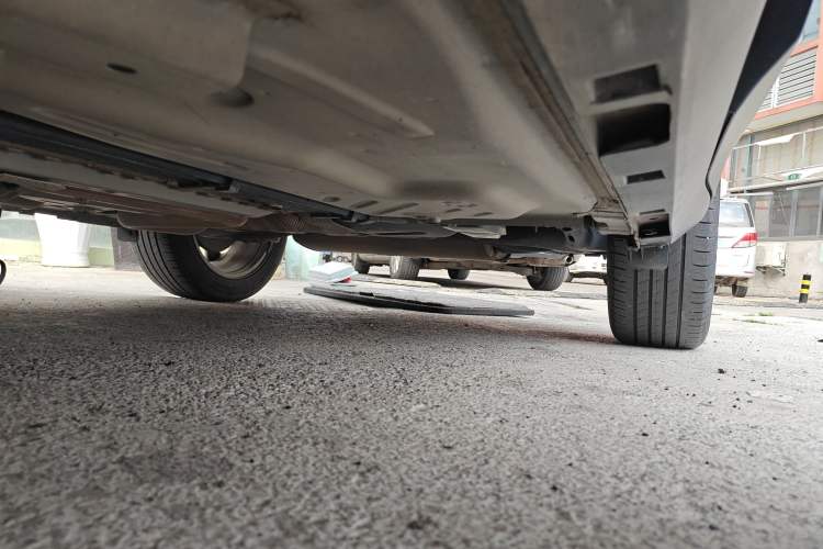 Used Buick Encore 2020 20T CVT Elite Edition Left Side Sill