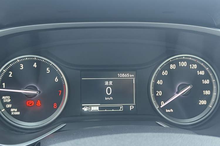 Used Buick Encore 2020 20T CVT Elite Edition Odometer Close Up