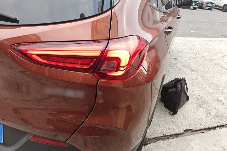 Used Buick Encore 2020 20T CVT Elite Edition Right Rear Taillight