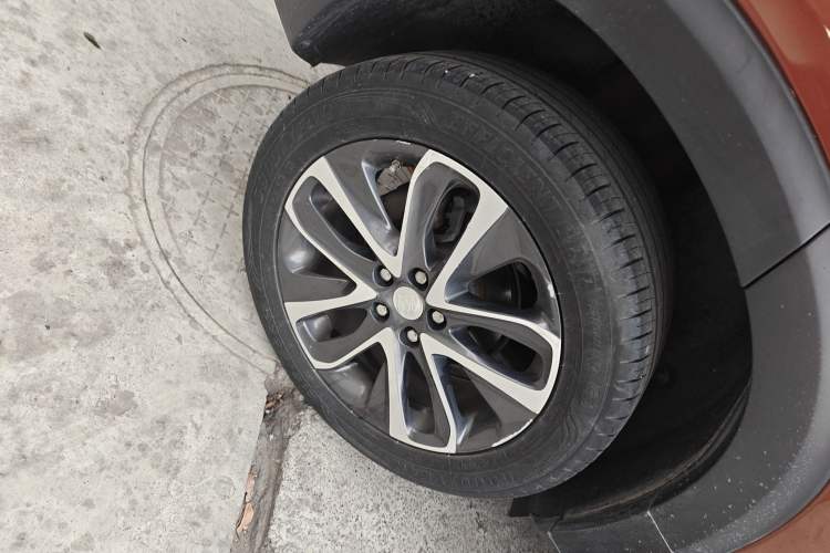 Used Buick Encore 2020 20T CVT Elite Edition Right Rear Wheel Hub