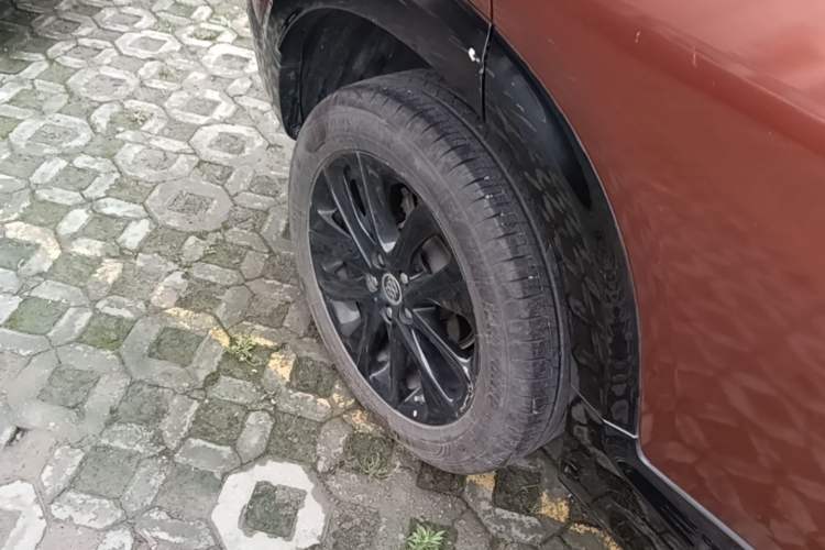 Used Buick Encore 2020 20T CVT Luxury Edition Right Rear Wheel Hub
