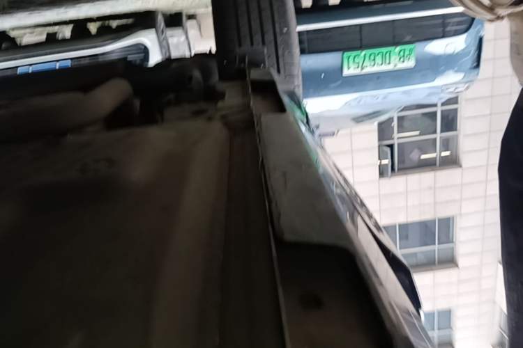 Used Buick Encore 2020 20T CVT Luxury Edition Right Side Sill