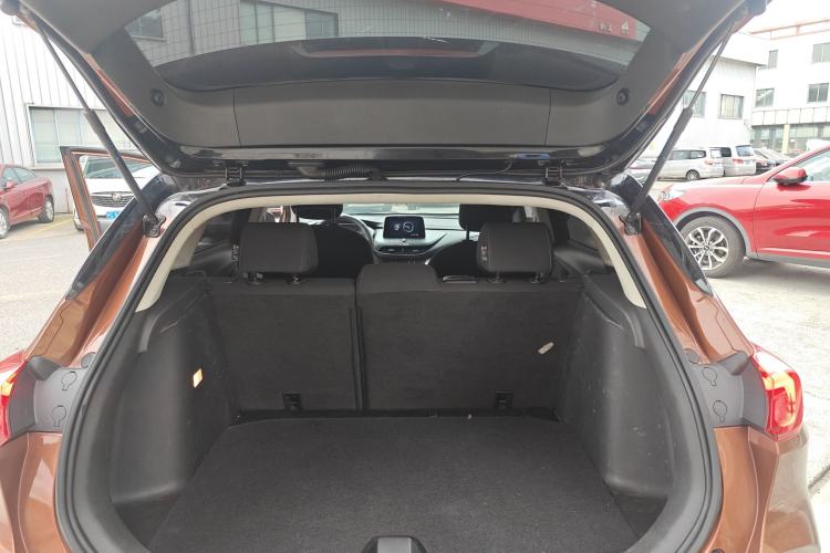 Used Buick Encore 2020 20T CVT Elite Edition Trunk