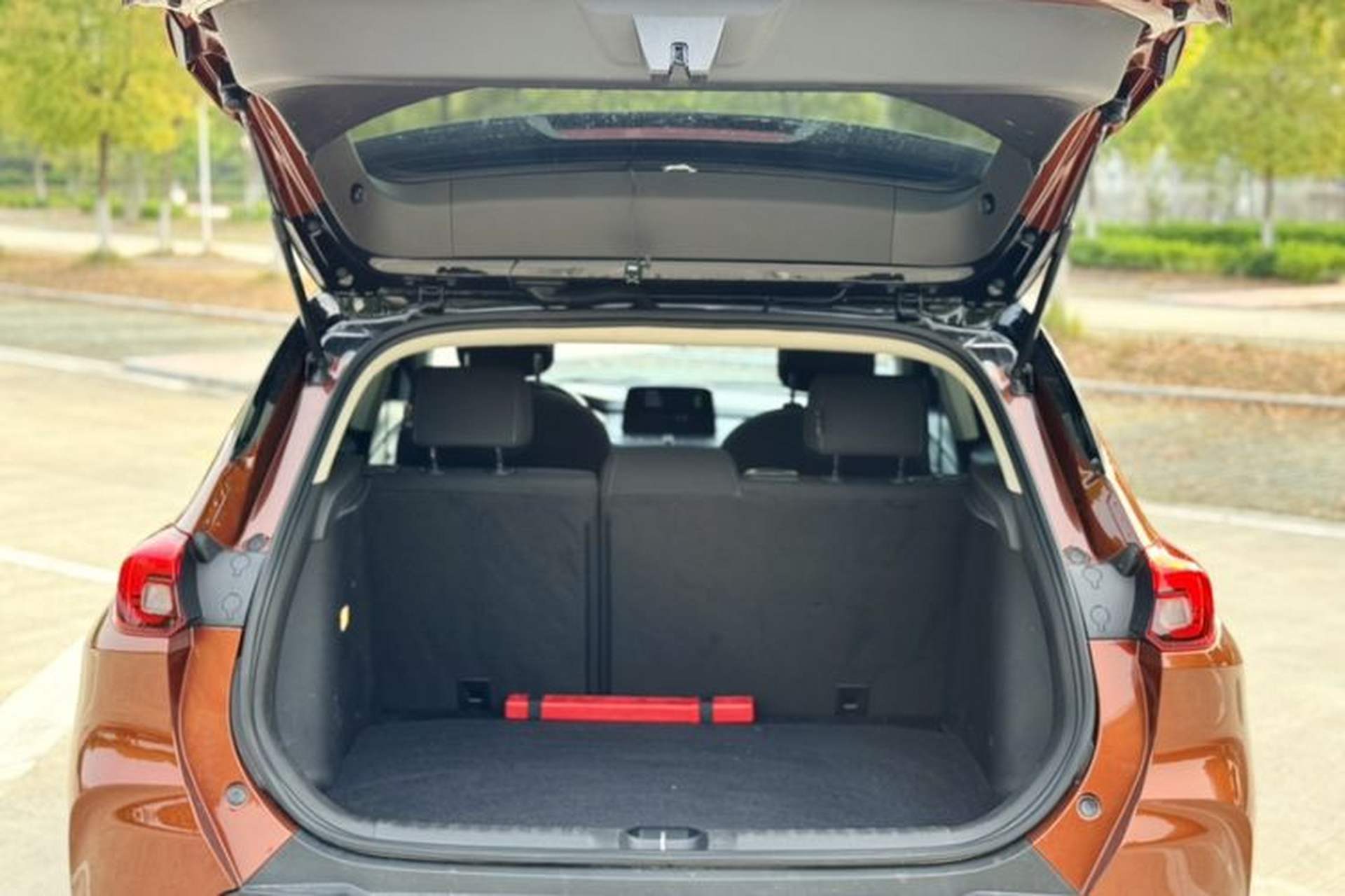 Used Buick Encore 2020 20T CVT Elite Edition Trunk